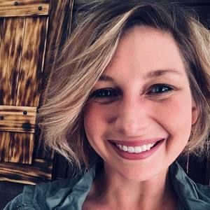 Meet your Posher, Natalie